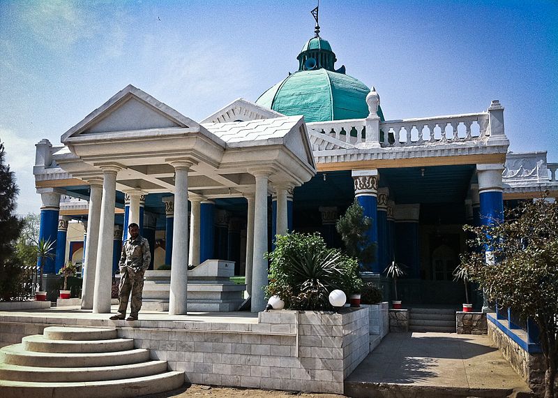 800px-Mausoleum_of_Amanullah_Khan-cropped.jpg