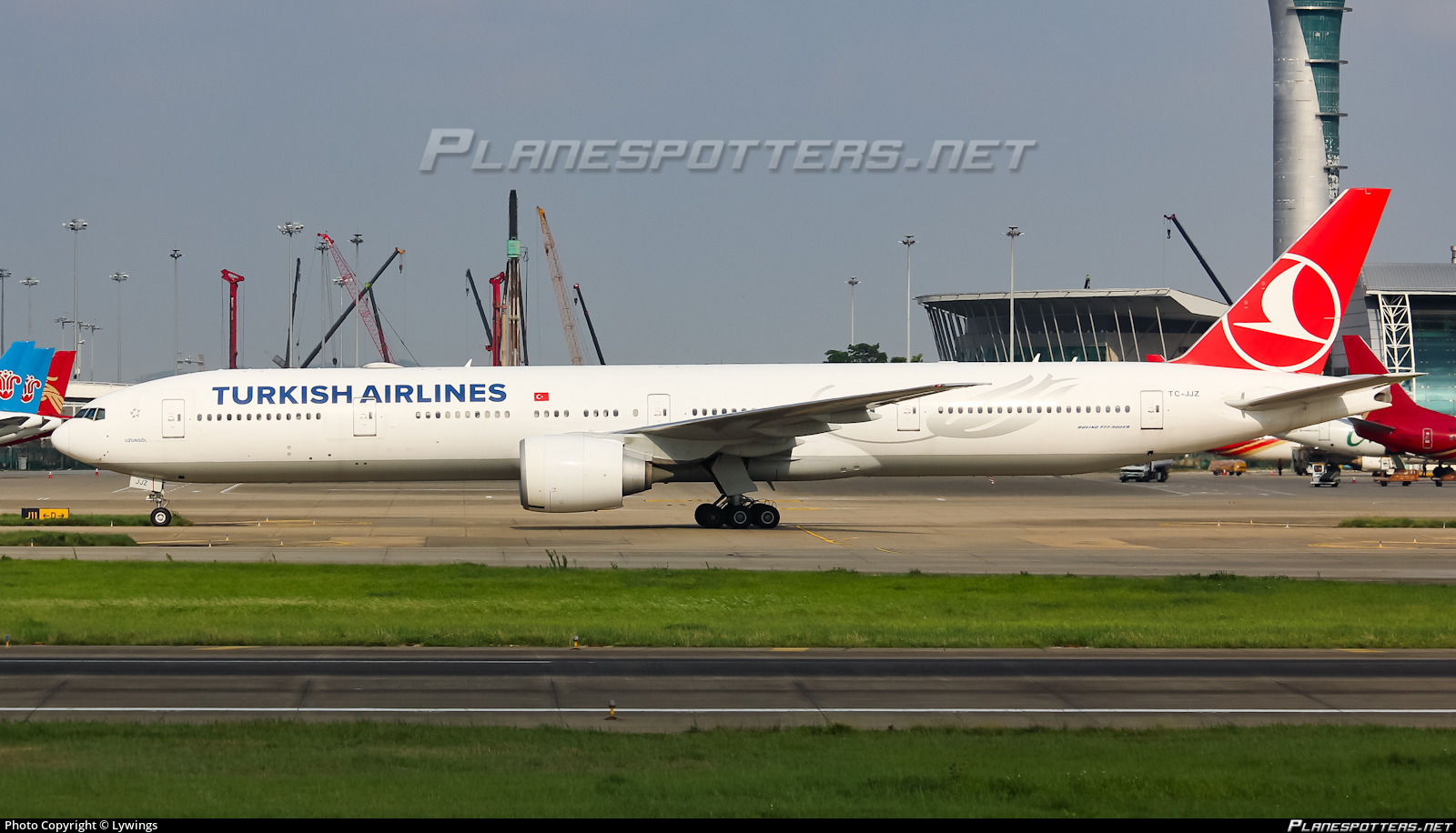 tc-jjz-turkish-airlines-boeing-777-3f2er_PlanespottersNet_1185749_cf9a068f83_o.jpg